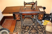 Singer 4 Drawer Treadle Sewing Machine