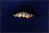 10K Tri-color gold heart and leaves ring with