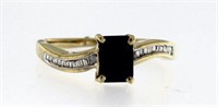 10kt Gold Sapphire & Baguette Diamond Ring