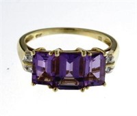 10kt Gold Amethyst & Diamond 3 Stone Designer Ring