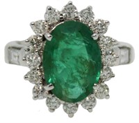 18kt Gold 4.60 ct Emerald & Diamond Ring