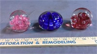 3 ST. Clair Paperweights