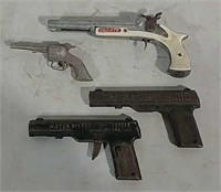 4 Cap Guns & Water Pistols