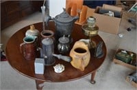 Lot of mixed cow decorations & jugs, pitchers