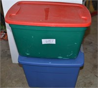Group Lot of 2 Totes - One 22 Gallon, One 18