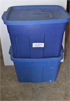 Group Lot of 2 Totes w/Lids (one lid Cracked)