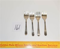 Lot of 4 Silver-plated small Forks 3 Marked