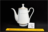Lynns Fine China Teapot