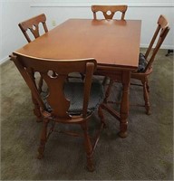 Vintage Wood Dining Table and Chairs.