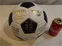 Ballon de soccer dimension officielle World