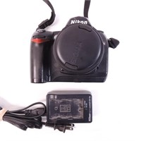 Nikon D70S w/ charger
