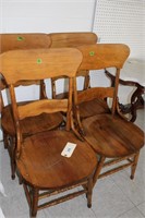 Group of Four Oak Dinng Chairs
