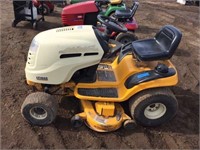 2007 Cub Cadet 22 HP lawn tractor - 493 Hours