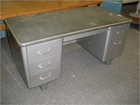 Metal Desk 30 x30 x65 Inch