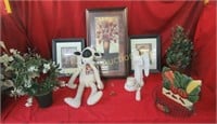 Home Decor: Pictures, Statue, Metal Picture Easels