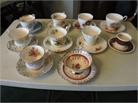 12 Cups & Saucers