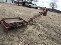 Farm King dragline auger