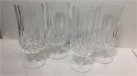 Set of 4 stemmed crystal glasses matches lot 274