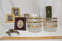 glass vases, pictures