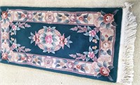 Chinese Rug with floral pattern