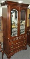 EARLY AMERICAN STYLE, MAHOGANY ARMOIRE DOUBLE