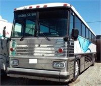 1995 Motor Coach Industries Bus