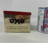 Boîte en métal et quelques cubes OXO tin box