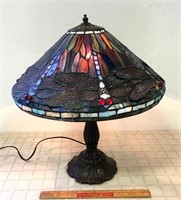 LOVELY TIFFANY STYLE  DRAGON FLY TABLE LAMP