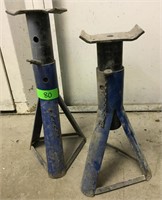 (2) Blue Axle Stands
