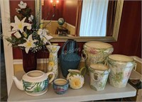 DR- Large lot of flower pots & vases