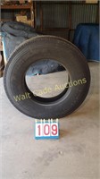 18 Wheeler Tire ROADMASTER RM185 22.5  NEW