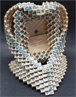 Prison Art: Heart Frame Made from Sugar Packets