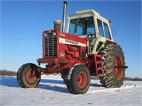 IH 1456 Diesel Tractor