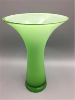 Green trumpet shape art glass vase