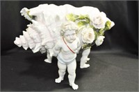 CAPODIMONTE CONCH SHELL BEING HELD BY 3 CHERUBS -