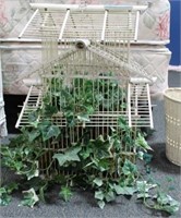WICKER STYLE BIRD HOUSE WITH ARTIFICIAL