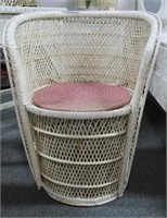 WICKER BARREL BACK CHAIR SEAT IS 17" OFF THE