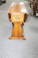 1960'S MAPLE END TABLE DROP SIDE, SINGLE DRAWER -
