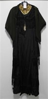 VICTORIAN LADIES MOURNING DRESS WITH CAPE BLACK