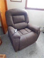 Tranquil Ease Massaging Heated Lift Chair