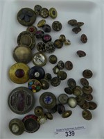 TRAY: APPROX. 30 JEWELED, ETC. BUTTONS