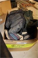 Estate-Box Lot Winter & Work Gloves