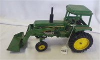 ERTL JD Tractor W/ Loader 1:16 Scale
