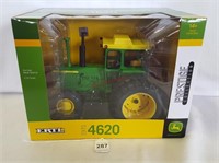 ERTL 1971 JD 4620 1:16