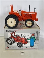 ERTL Allis-Chalmers Two-Twenty 1:16