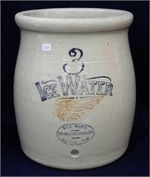 Red Wing 3 Gal Ice Water w/4" wing and oval