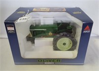 SpecCast Oliver 660 1:16 Scale