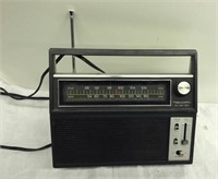 9x8" REalistic portable radio