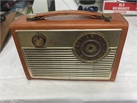 SEVEN transistor radio