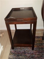 End Table w/ Removable Tray Top